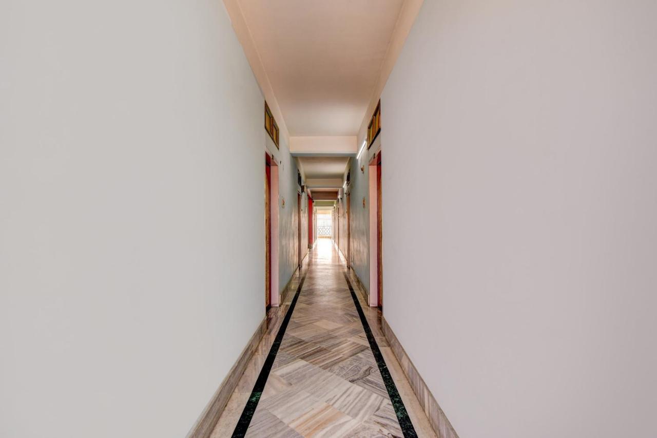 Oyo 63538 Hotel Lotus 1 Khanapara Екстер'єр фото